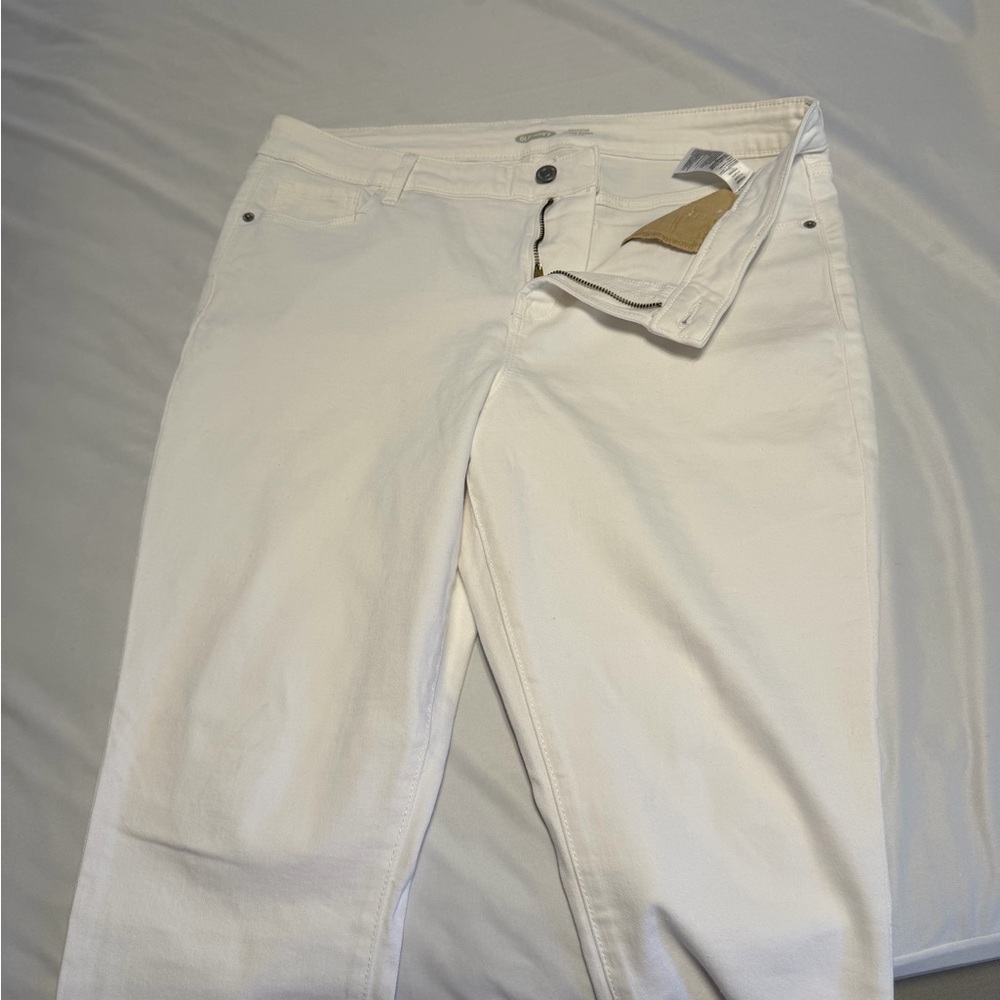 Old Navy Women's Cream Skinny Jeans
